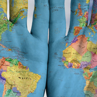 Lähetystyö, kädet joissa piirretty maailmankartta